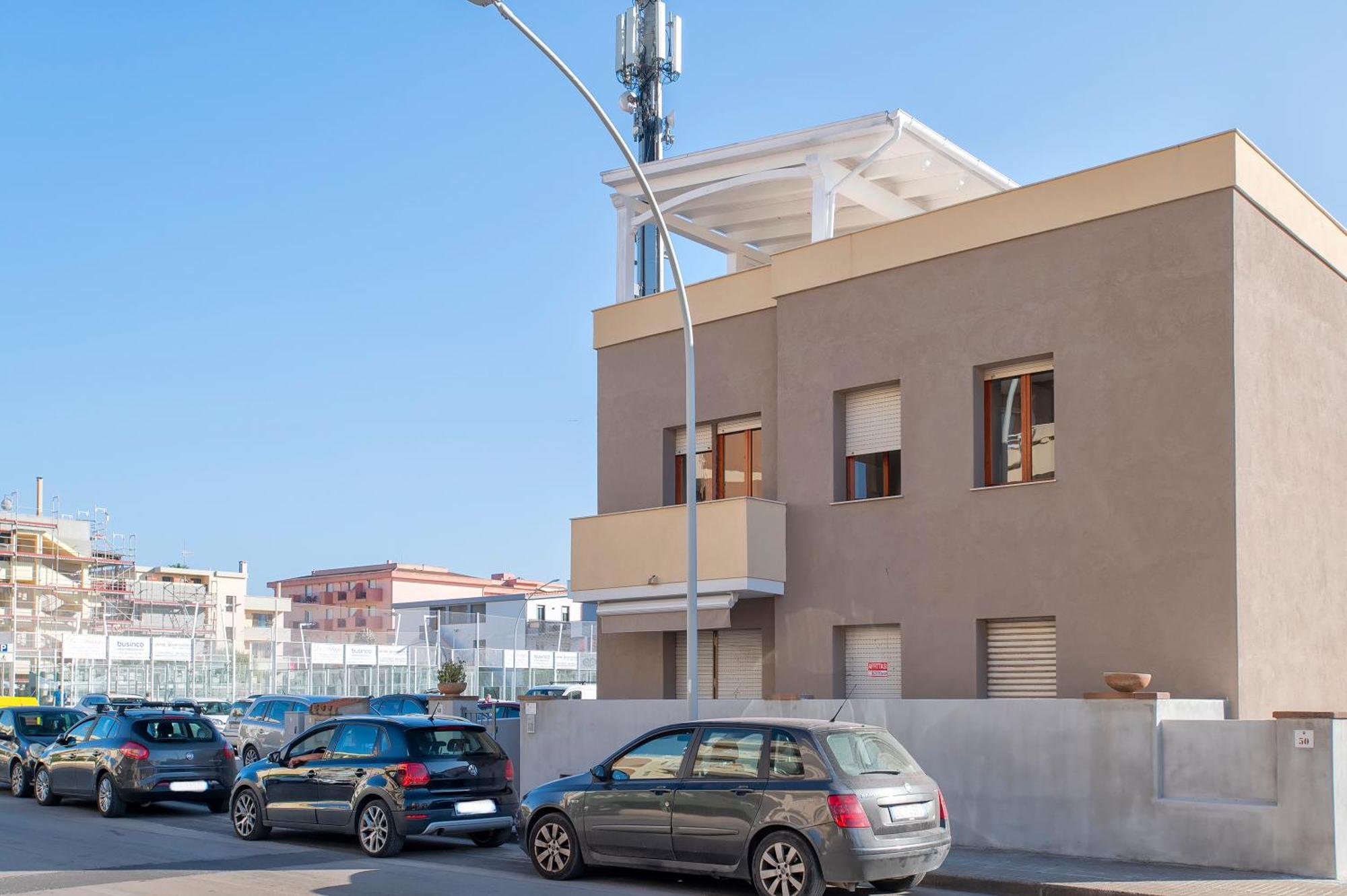 Pufferfish Apartment With Private Terrace アルゲーロ エクステリア 写真